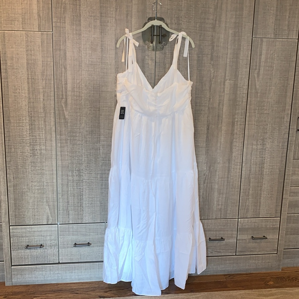Express Tie Shoulder Tiered Maxi‎ Dress - Picture 10 of 17